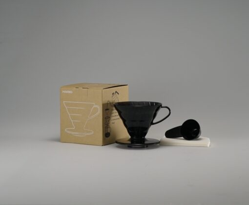 Hario V60 02 Siyah Şeffaf Plastik Dripper ve 40'lı Filtre Kağıdı Seti - Görsel 2